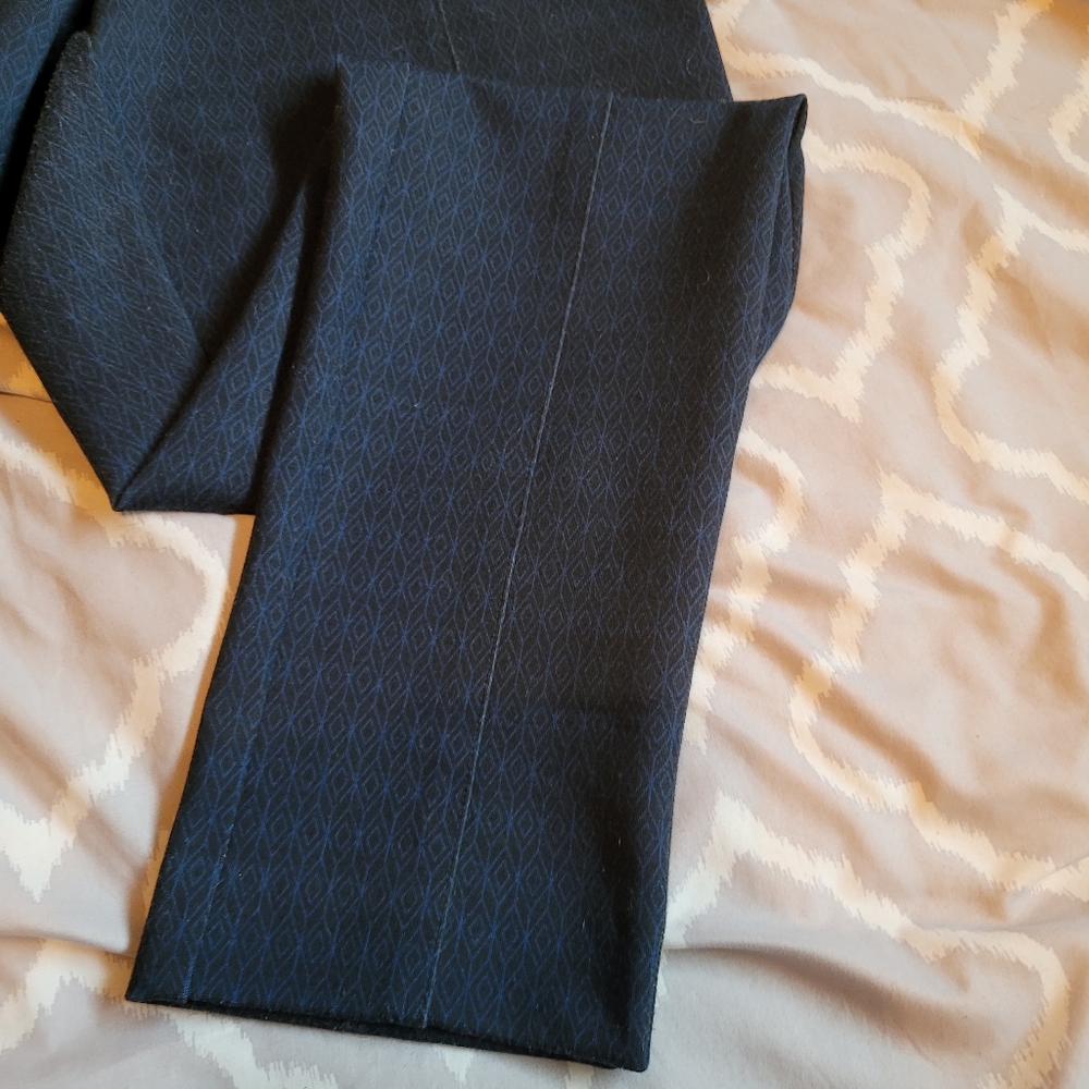 Women's narrow-leg dress pant, Size 16
